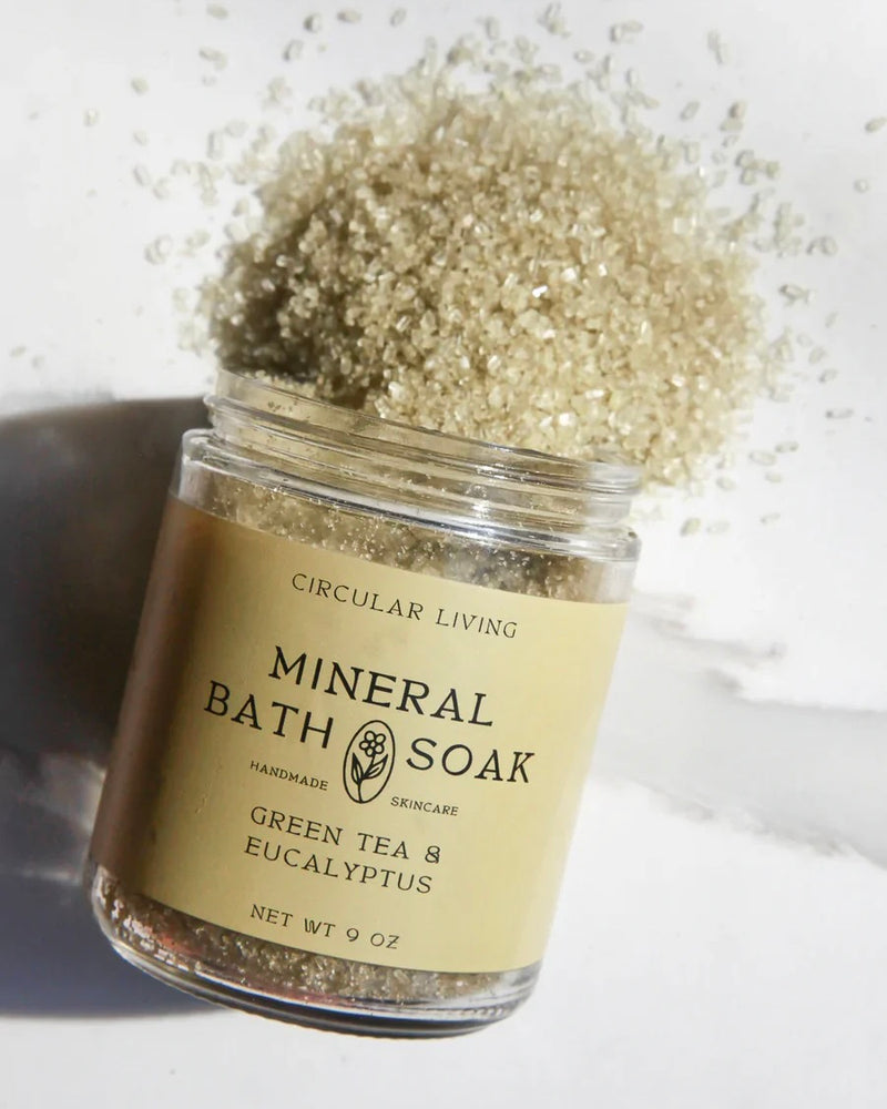MINERAL BATH SOAK, GREEN TEA & EUCALYPTUS