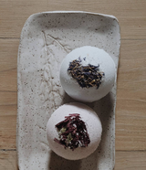 GROUNDING BATH BOMB