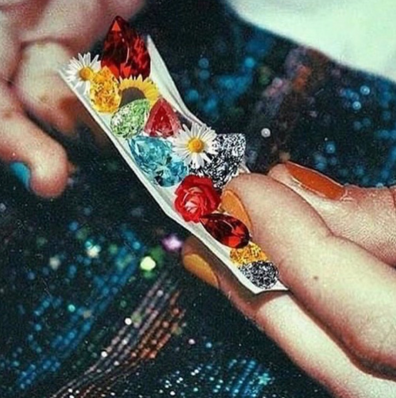 Psychedelic Rolling Papers
